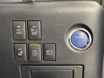 2018 Toyota ALPHARD — фото 9