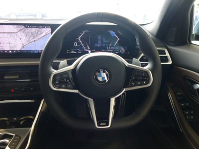 صورة 12 لـ 2026 BMW 3 SERIES