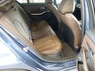 صورة 7 لـ 2026 BMW 3 SERIES