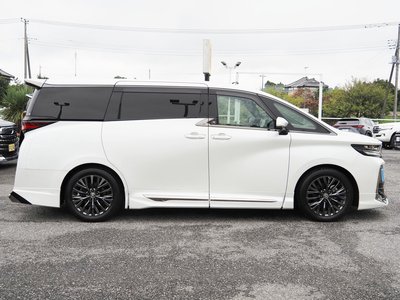 صورة 9 لـ 2023 Toyota VELLFIRE