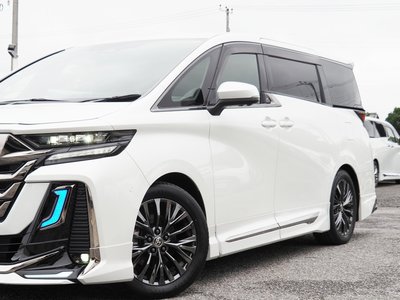 صورة 21 لـ 2023 Toyota VELLFIRE