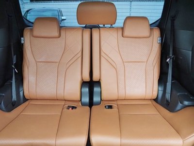 صورة 42 لـ 2023 Toyota VELLFIRE