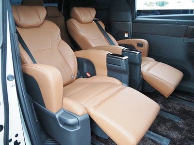 صورة 38 لـ 2023 Toyota VELLFIRE
