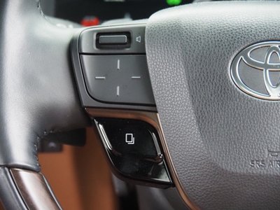 صورة 48 لـ 2023 Toyota VELLFIRE