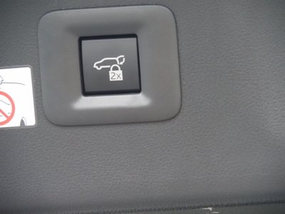 صورة 43 لـ 2023 Toyota VELLFIRE