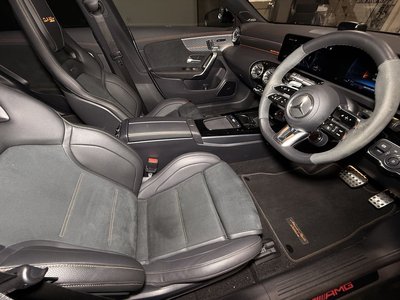 2023 Mercedes-BENZ CLA AMG thumbnail 23