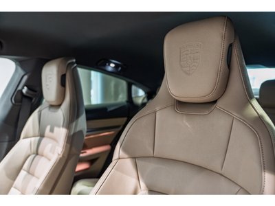 2026 Porsche TAYCAN photo 13