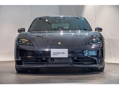 2026 Porsche TAYCAN thumbnail 18