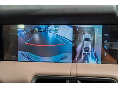 2026 Porsche TAYCAN photo 11