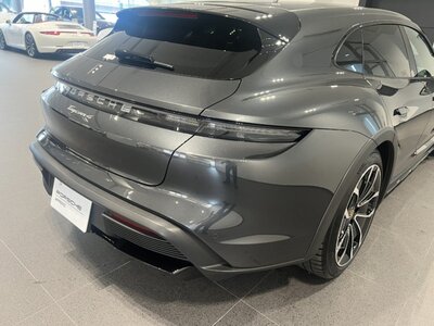 2023 Porsche TAYCAN — миниатюра 7