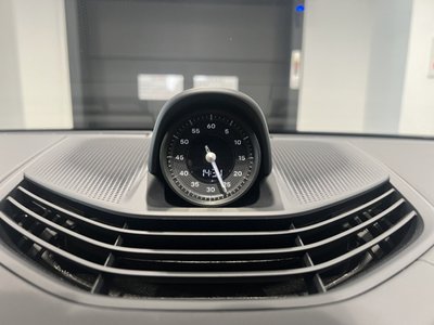2023 Porsche TAYCAN — миниатюра 14