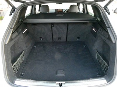 2025 AUDI SQ5 — миниатюра 19