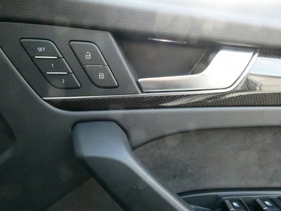 2025 AUDI SQ5 — миниатюра 32