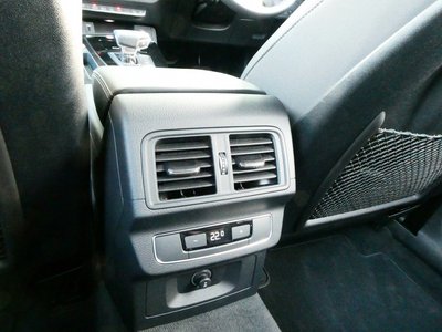 2025 AUDI SQ5 — миниатюра 17
