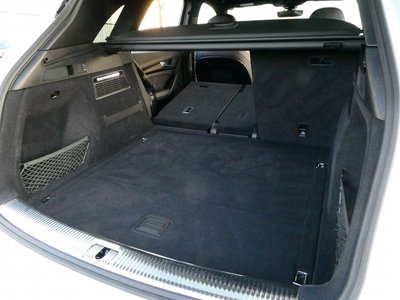 2025 AUDI SQ5 — миниатюра 21