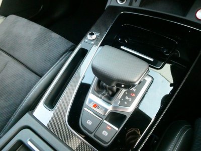2025 AUDI SQ5 — миниатюра 27