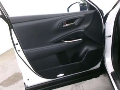 صورة 12 لـ 2025 Toyota CROWN ESTATE