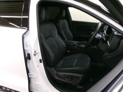 صورة 6 لـ 2025 Toyota CROWN ESTATE