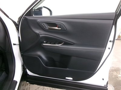 صورة 11 لـ 2025 Toyota CROWN ESTATE