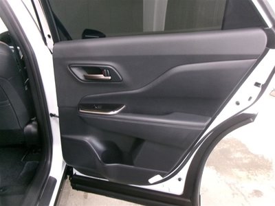صورة 15 لـ 2025 Toyota CROWN ESTATE