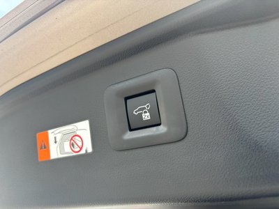 صورة 22 لـ 2025 Toyota ALPHARD