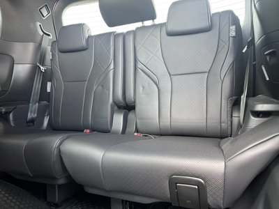 صورة 66 لـ 2025 Toyota ALPHARD