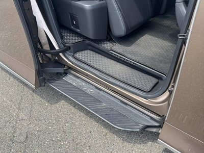 صورة 61 لـ 2025 Toyota ALPHARD
