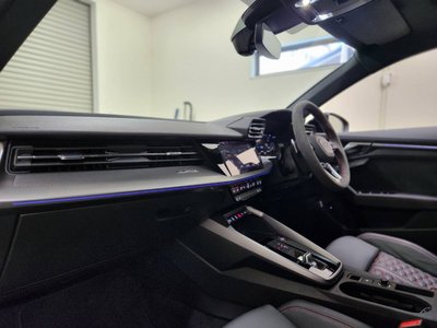 2024 AUDI RS3 SPORTBACK photo 2