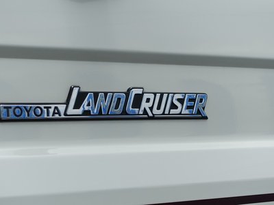2015 Toyota LAND CRUISER 70 — миниатюра 53