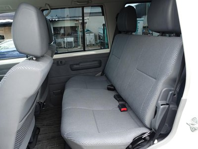 2015 Toyota LAND CRUISER 70 — миниатюра 37