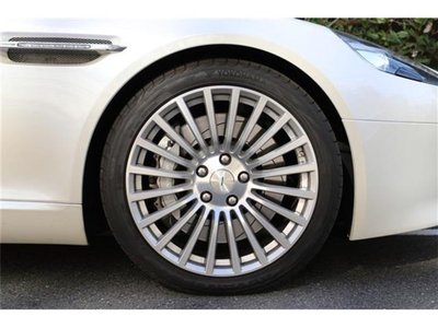 صورة مصغرة 23 لـ 2014 Aston Martin RAPIDE
