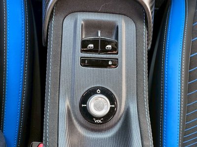 2022 Maserati MC20 photo 19
