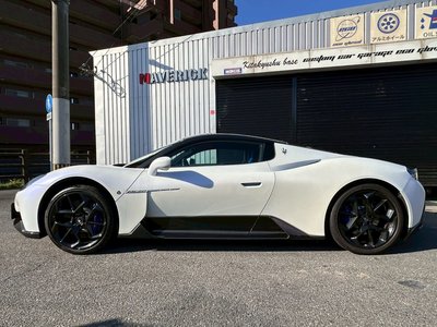 2022 Maserati MC20 photo 4