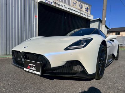 2022 Maserati MC20 photo 3