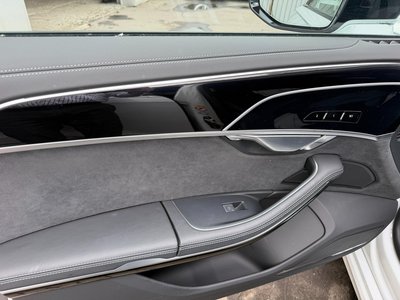 2022 AUDI A8 缩略图 19