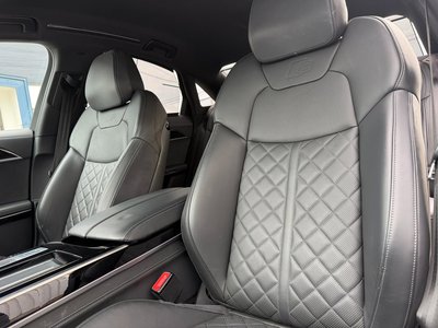 2022 AUDI A8 缩略图 17