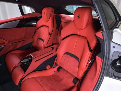 صورة 13 لـ 2024 Ferrari PUROSANGUE