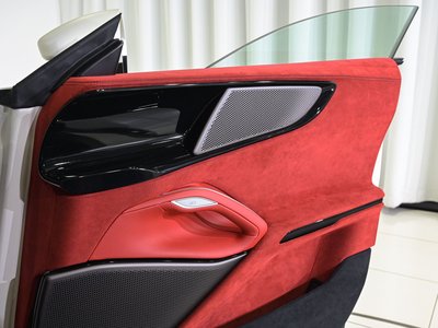 2024 Ferrari PUROSANGUE 照片 32