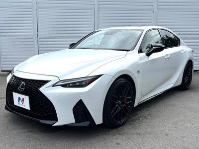 2022 Lexus IS thumbnail 29