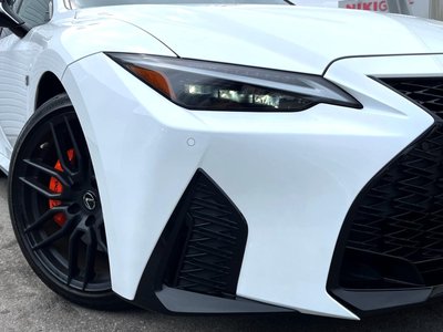 2022 Lexus IS thumbnail 19
