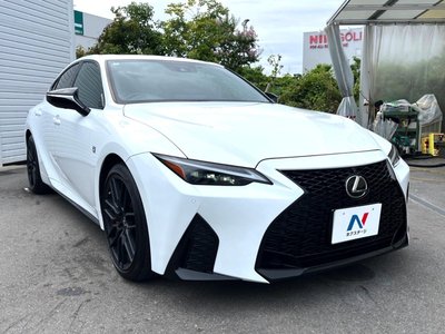 2022 Lexus IS thumbnail 21