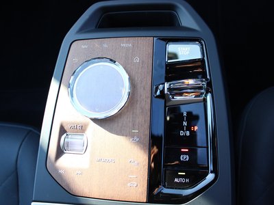 2024 BMW IX — миниатюра 45