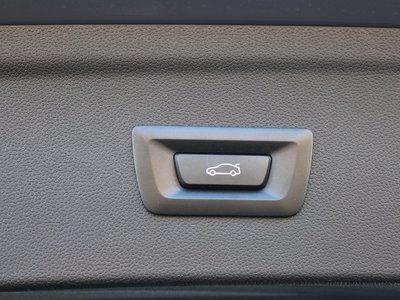 2024 BMW IX — миниатюра 68