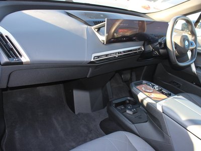 2024 BMW IX — миниатюра 53