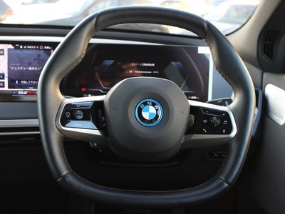 2024 BMW IX — миниатюра 31