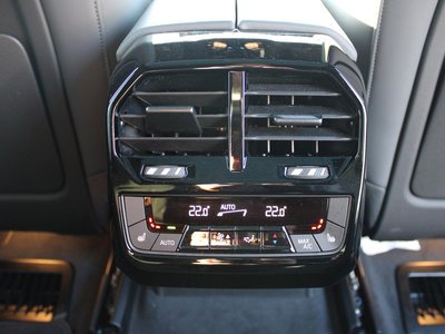 2024 BMW IX — миниатюра 59