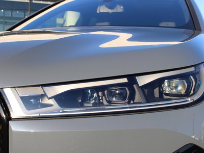 2024 BMW IX — миниатюра 4