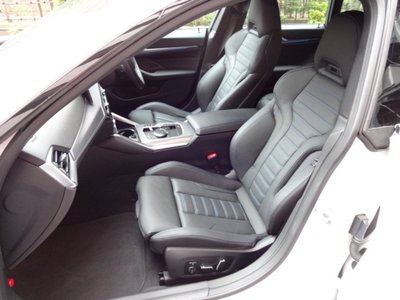 صورة 13 لـ 2025 BMW I4