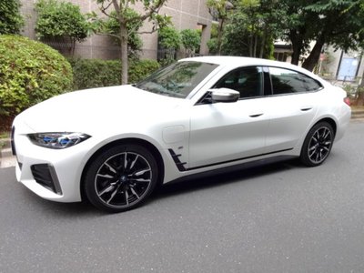 صورة 5 لـ 2025 BMW I4