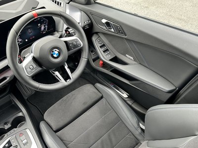 2025 BMW 1 SERIES thumbnail 52